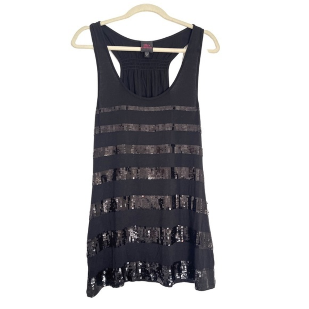 2b Bebe xL sleeveless blouse. Sequin stripes on front. Size XL